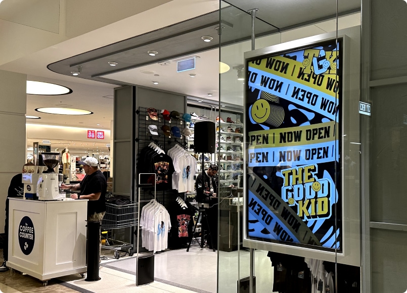 retail digital signage